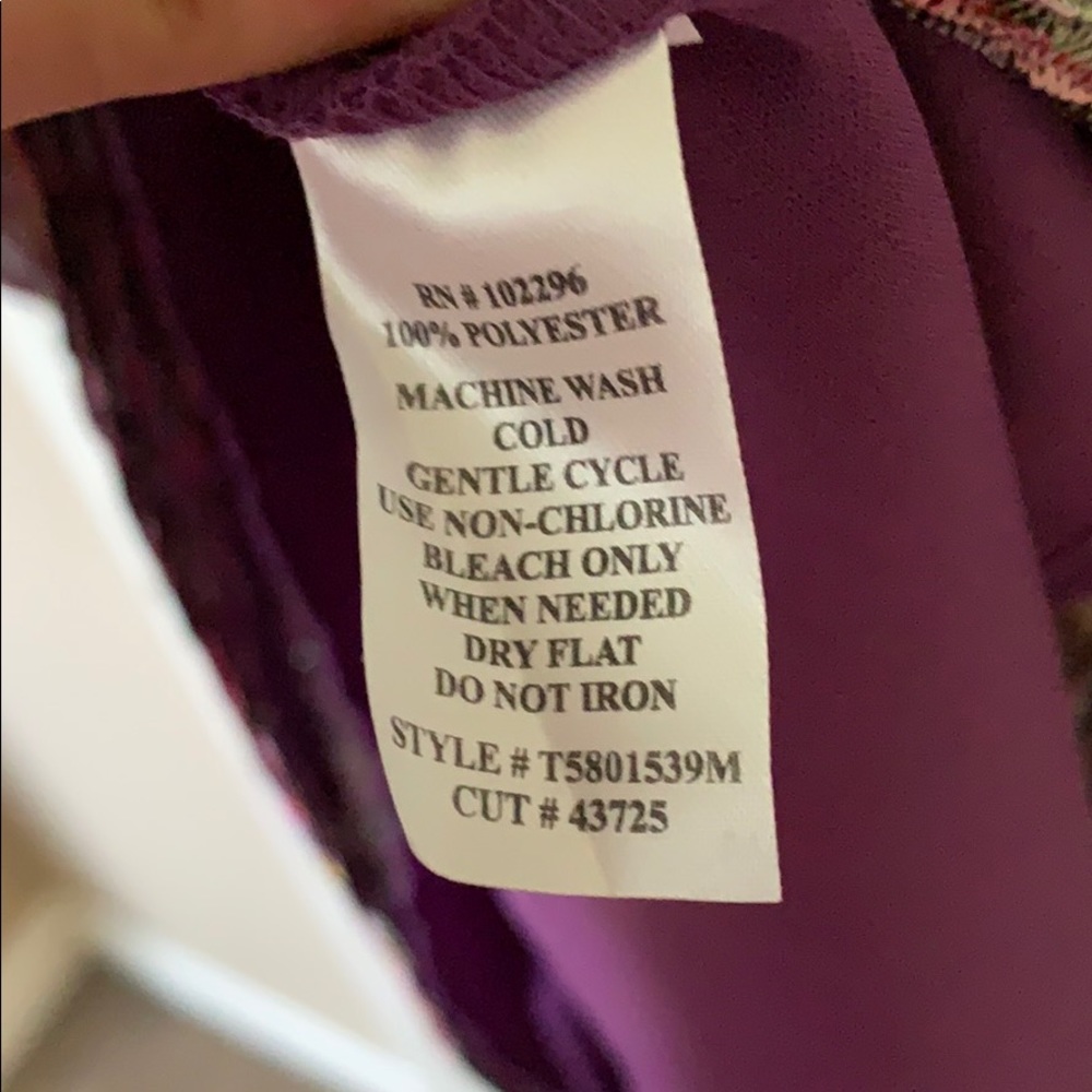 Dress - Picture 5 of 5
